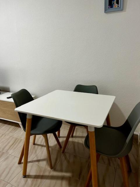 Apartamento Plaza Espana Valdepeñas Eksteriør bilde